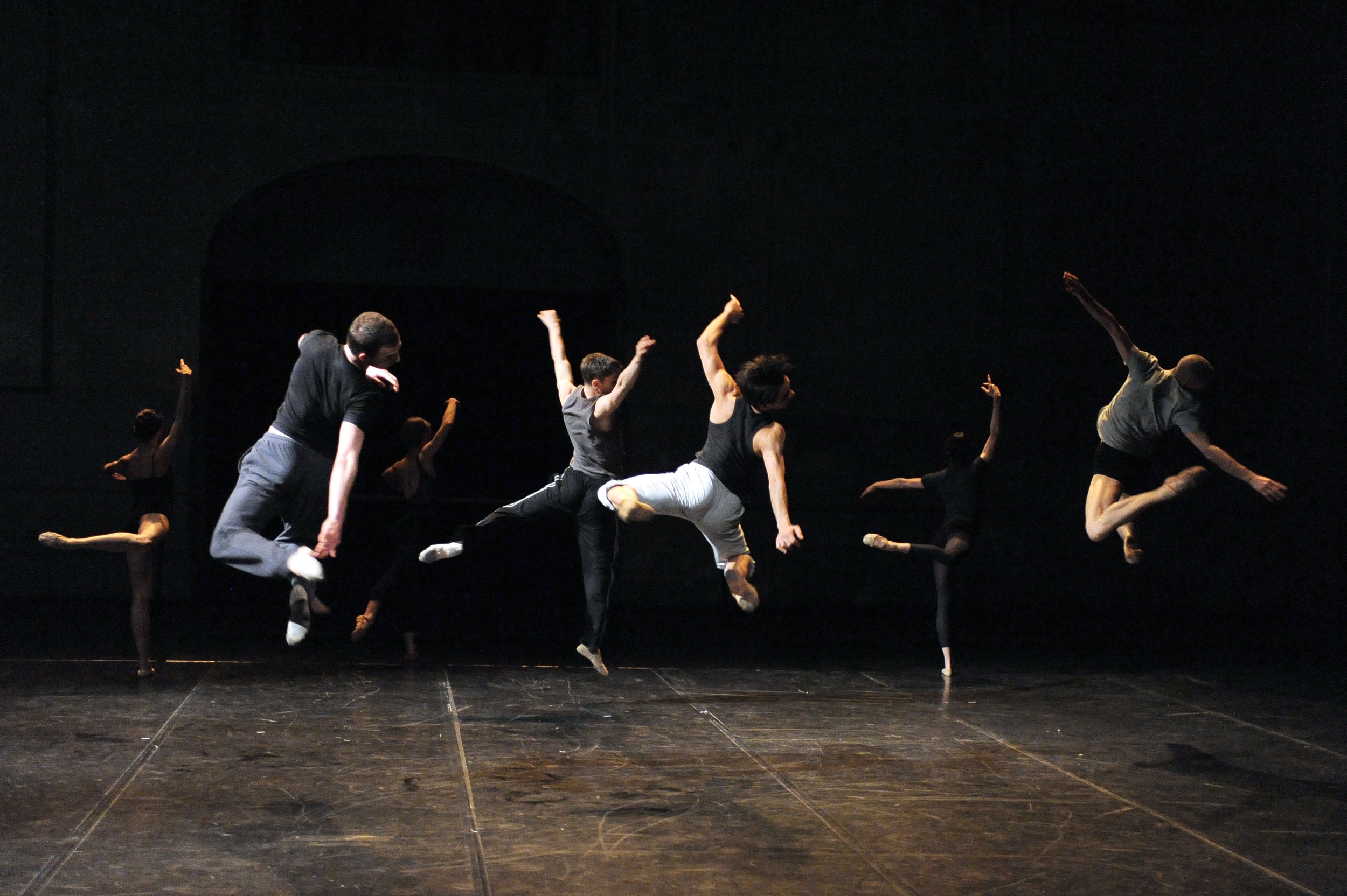 CORSO GRATUITO DI OPERATORE COREOGRAFO - attestato qualifica professionale regionale